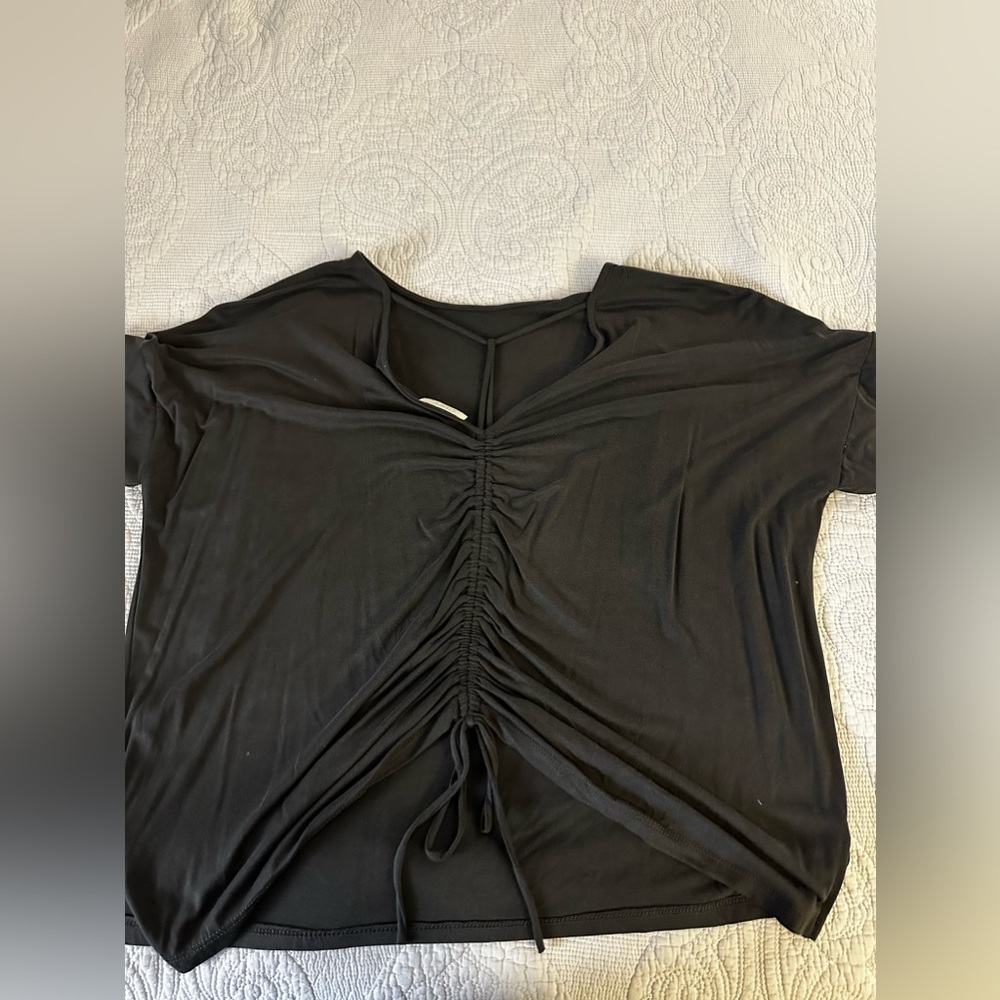 ODDY ruched back shirt size M/L